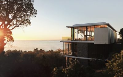 A Summer Home for a German Couple of Engineers-Come-Property Developers in Camps Bay